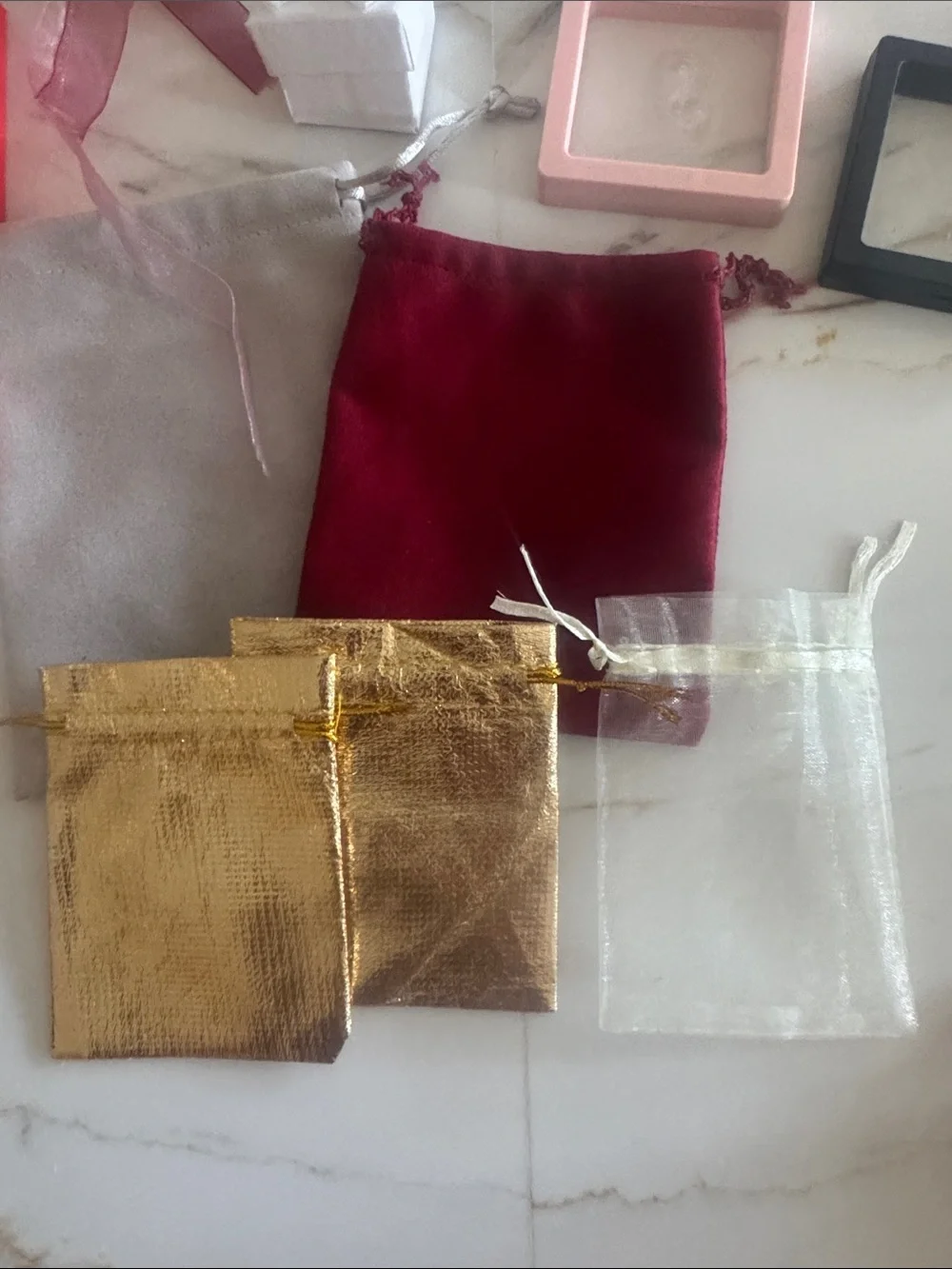 Perfect bundle for sellersJewelry Pouches keychain boxes purse chain